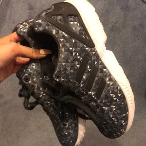 ADIDAS ZX FLUX DIGITAL MONOCHROME PRISM BOOST